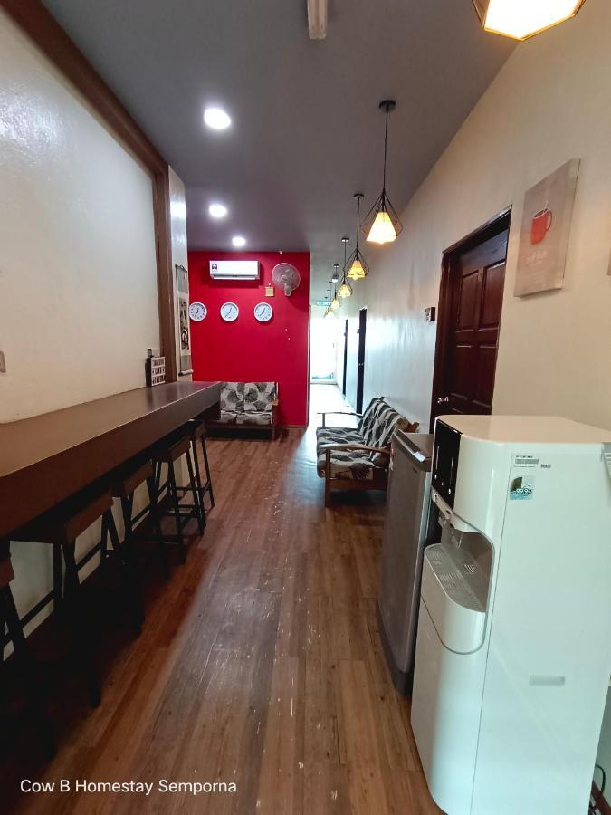 Cow B Homestay Semporna Extérieur photo