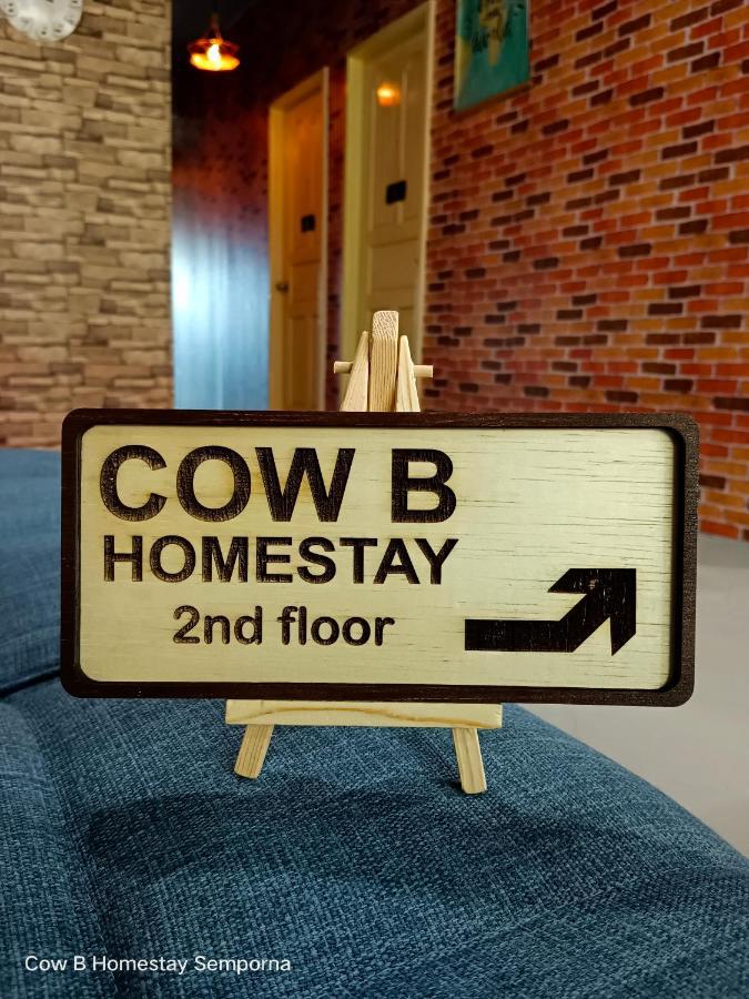 Cow B Homestay Semporna Extérieur photo
